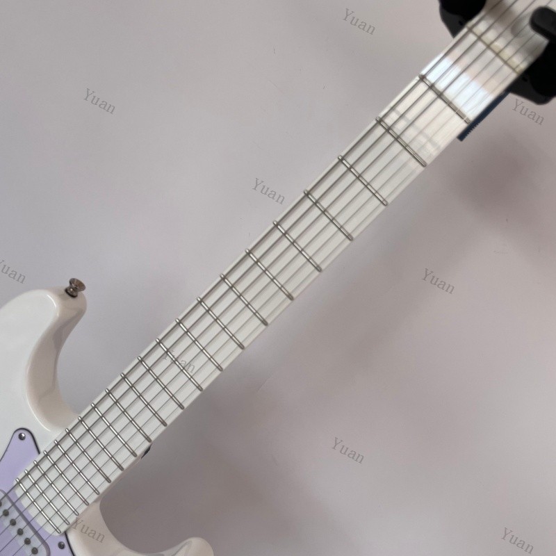 Electric Guitar White Gloss SSS Pickups 21 Stainless Frets White Fretboard