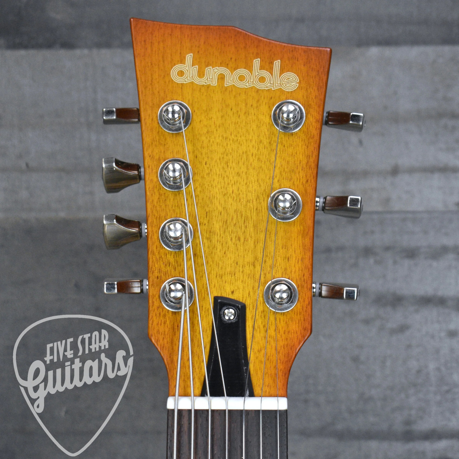 Dunable Gnarwhal 7 – Amber to Brown Burst with Hardshell Case