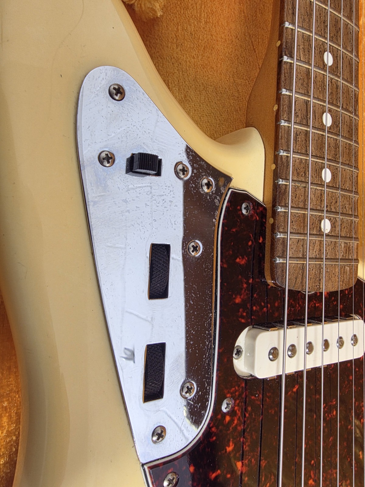Fender American Vintage ’62 Jaguar 2000 Olympic White