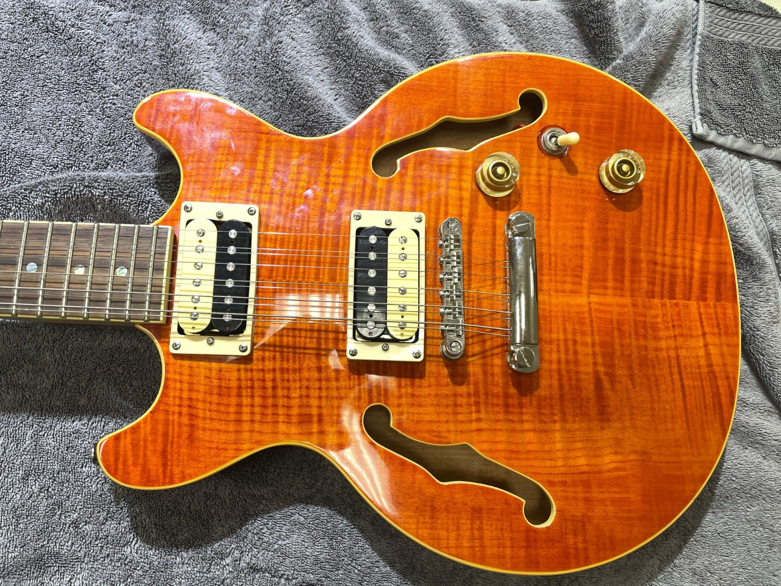 Dean Boca 12 String Semi- Acoustic Electric Guitar Trans Amber Burst Needs Work