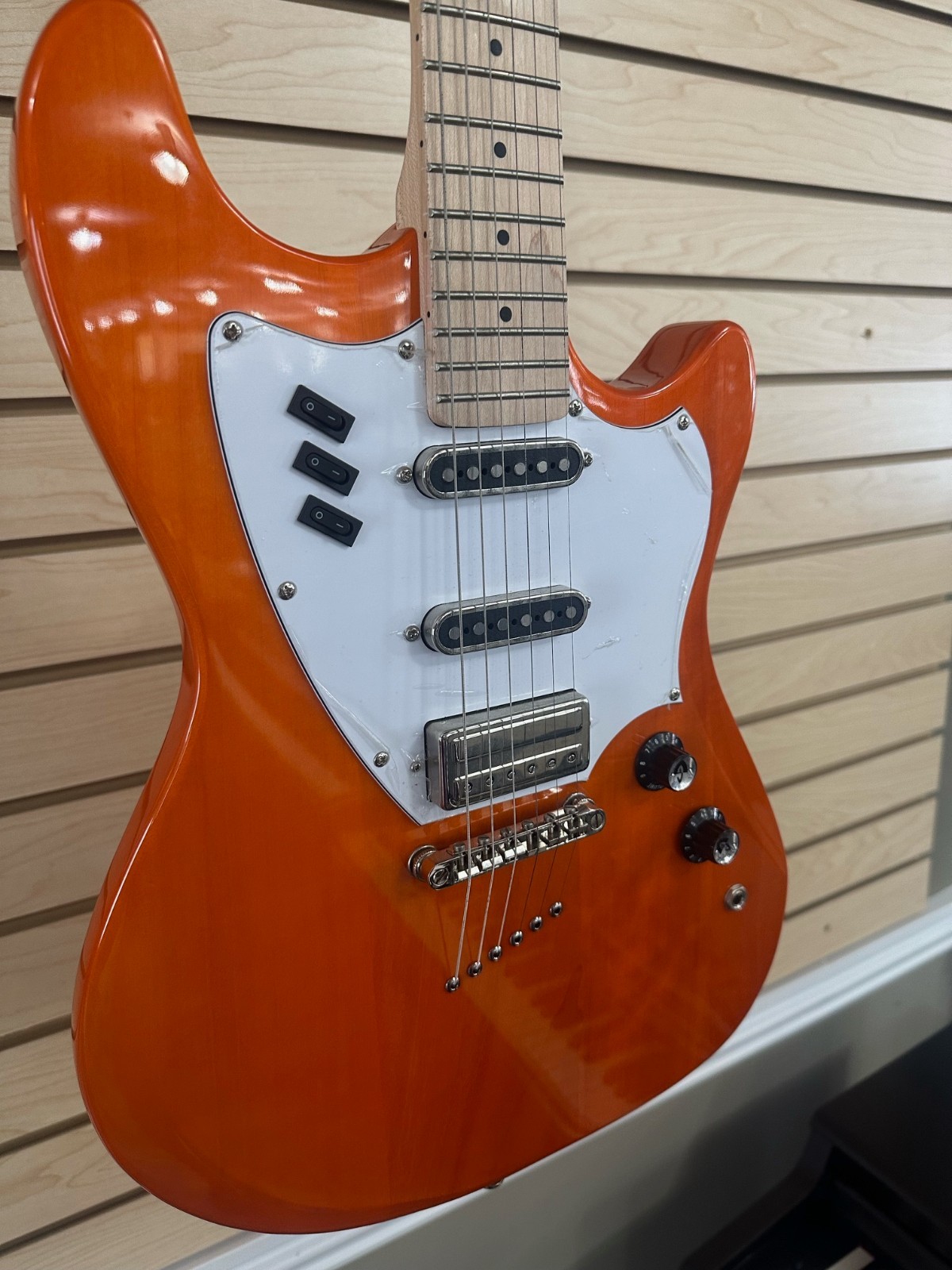 Guild Surfliner Solidbody Electric Guitar Sunset Orange