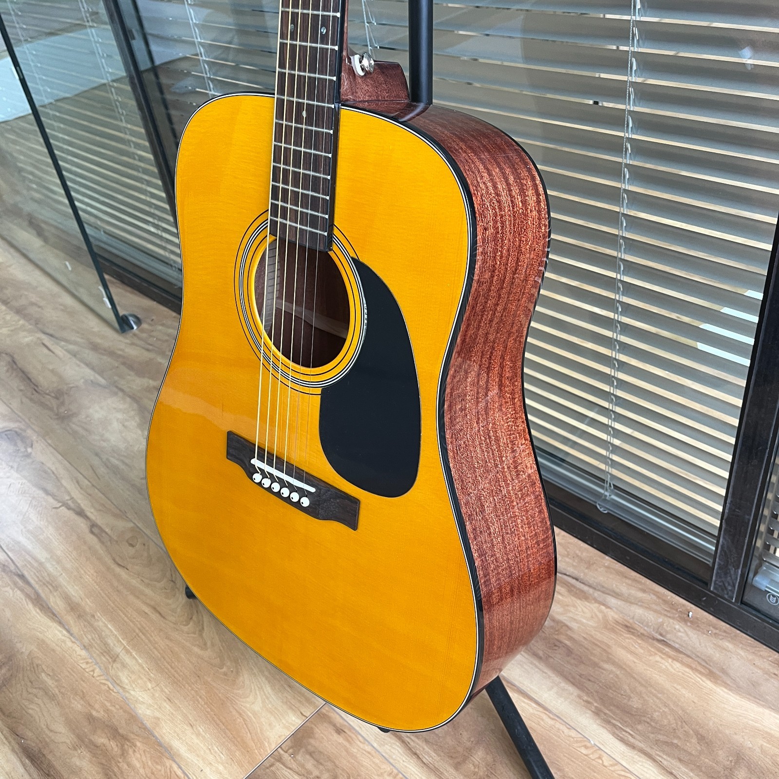 Ship US D-18 Acoustic Guitar 41″ Full Size Solid Wood Body Black Pickguard