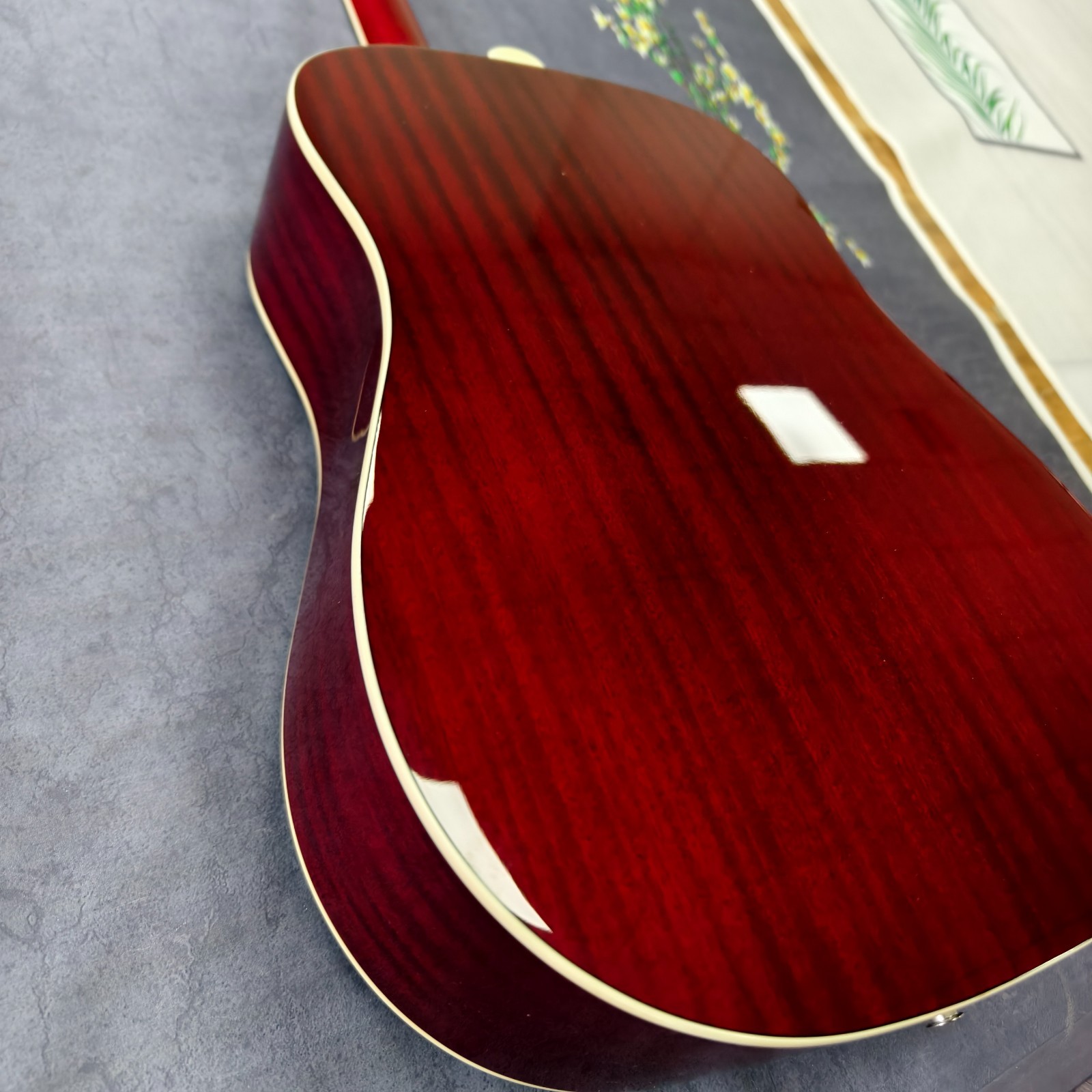 Ship US Hummingbird Acoustic Guitar Cherry Sunburst Finish Sitka Spruce Top