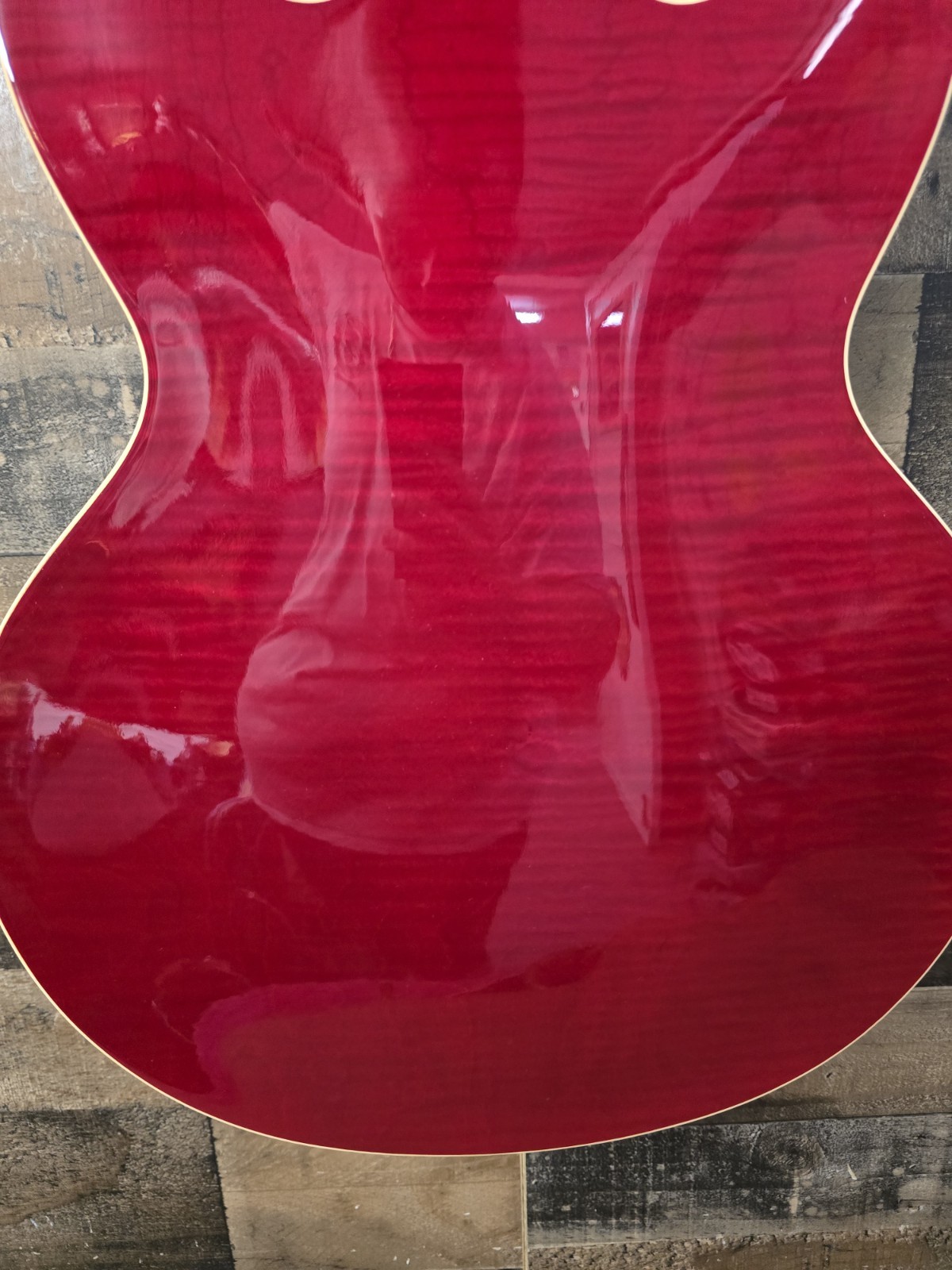1990 Gibson ES-335 Dot Cherry Figured Top. W/ Ohsc ’60S 9.1 Lb