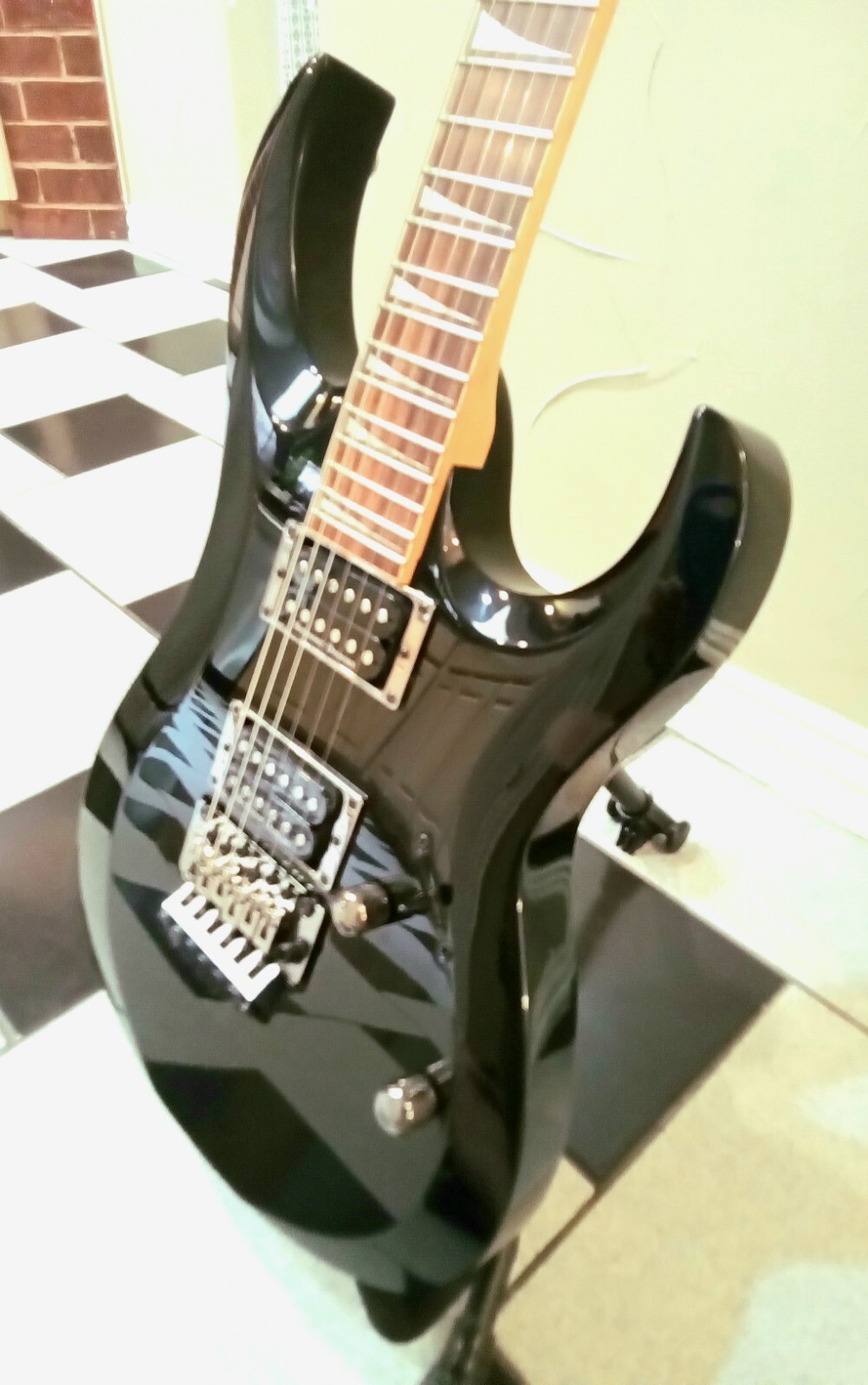 2013 Cort X Custom Electric Guitar Seymour Duncan Pickups Double Locking Tremolo