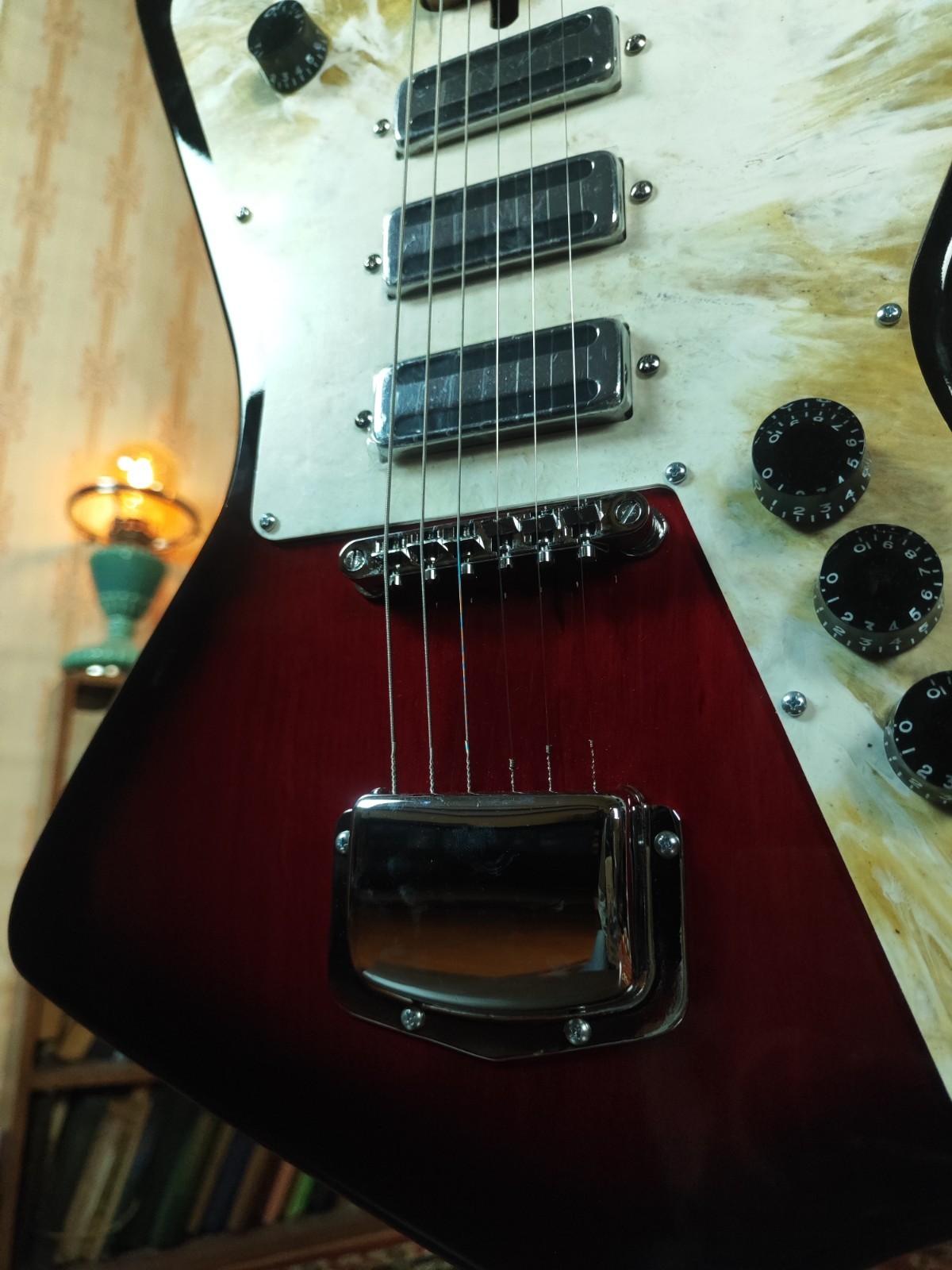 Krunk Ani Style Sunburst Guitar Modern USSR Remake Custom Options
