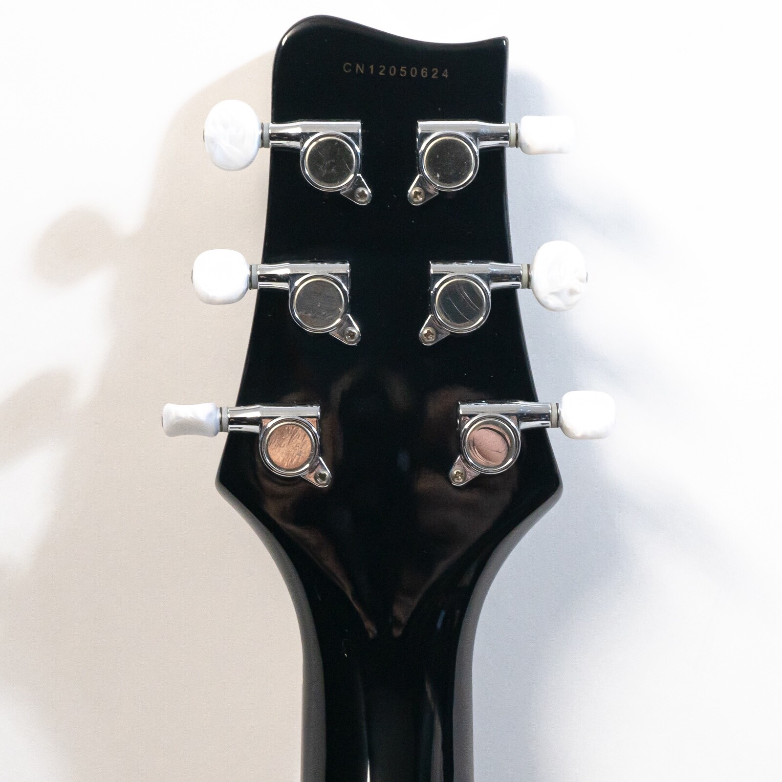 2012 Tokai LG50Q Electric Guitar – Lefty – Transparent Black