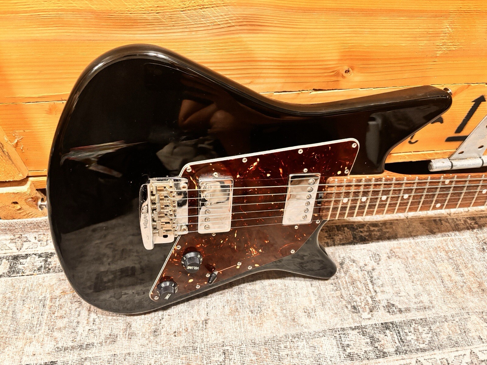 Ernie Ball Music Man Albert Lee Electric Guitar
