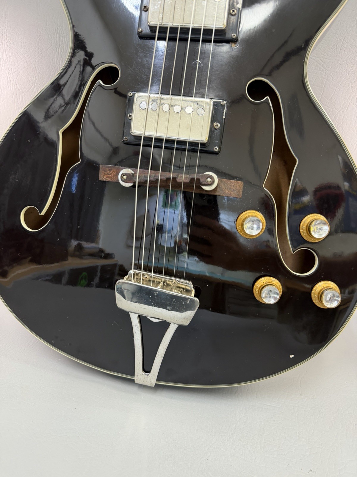 Vintage Crown Semi Hollow Guitar 60’S Made in Japan by Kawai Teisco