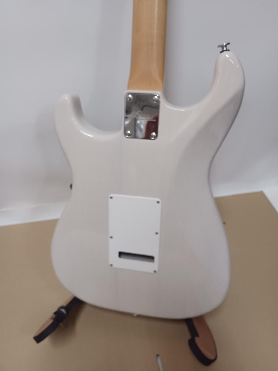 Momose Modern Virtuoso MC2-MV/R WBD Ash Body Quartersawn Maple Rosewood