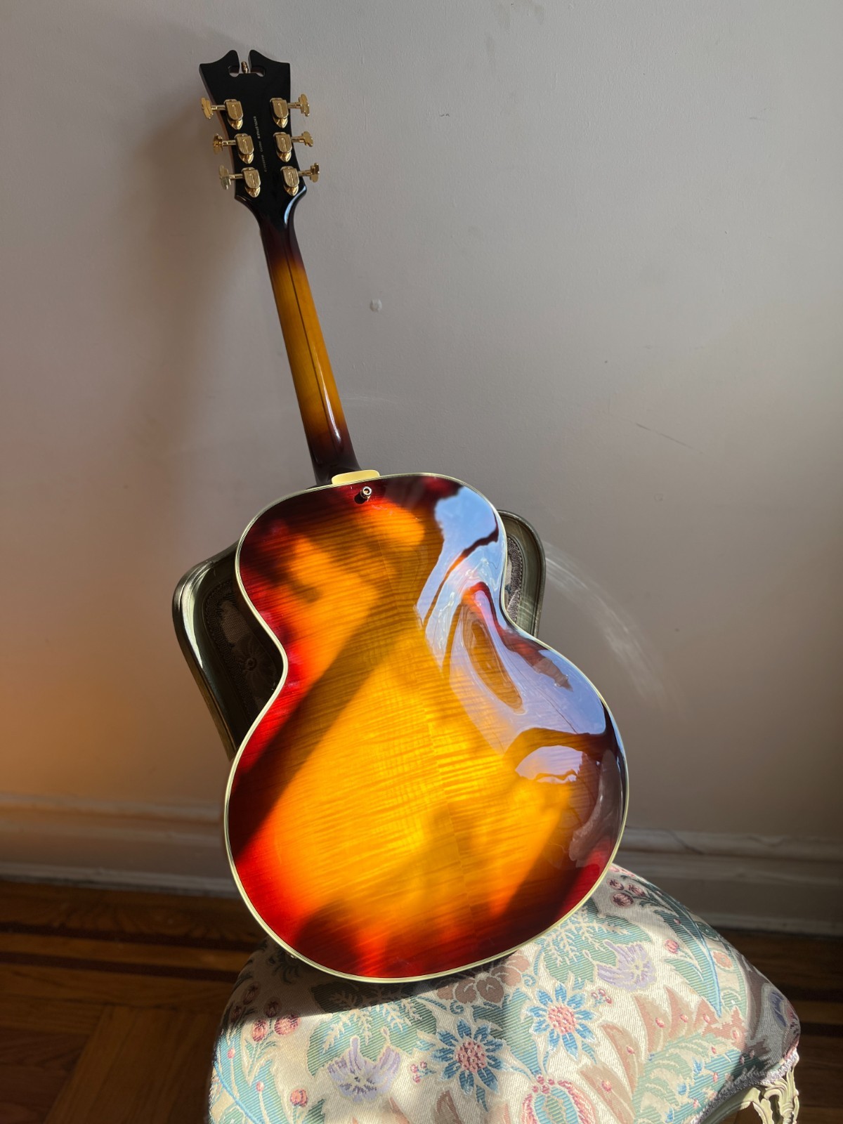 D’Angelico Excel Style B 2020 – Dark Iced Tea Burst