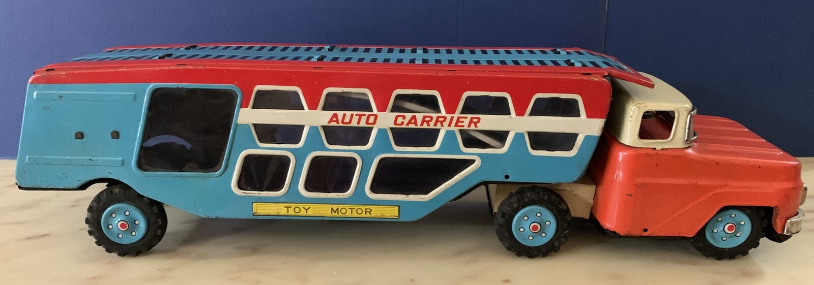 VINTAGE LARGE TIN TOY FRICTION T.n NOMURA TRUCK AUTO CARRIER TOY MOTOR JAPAN