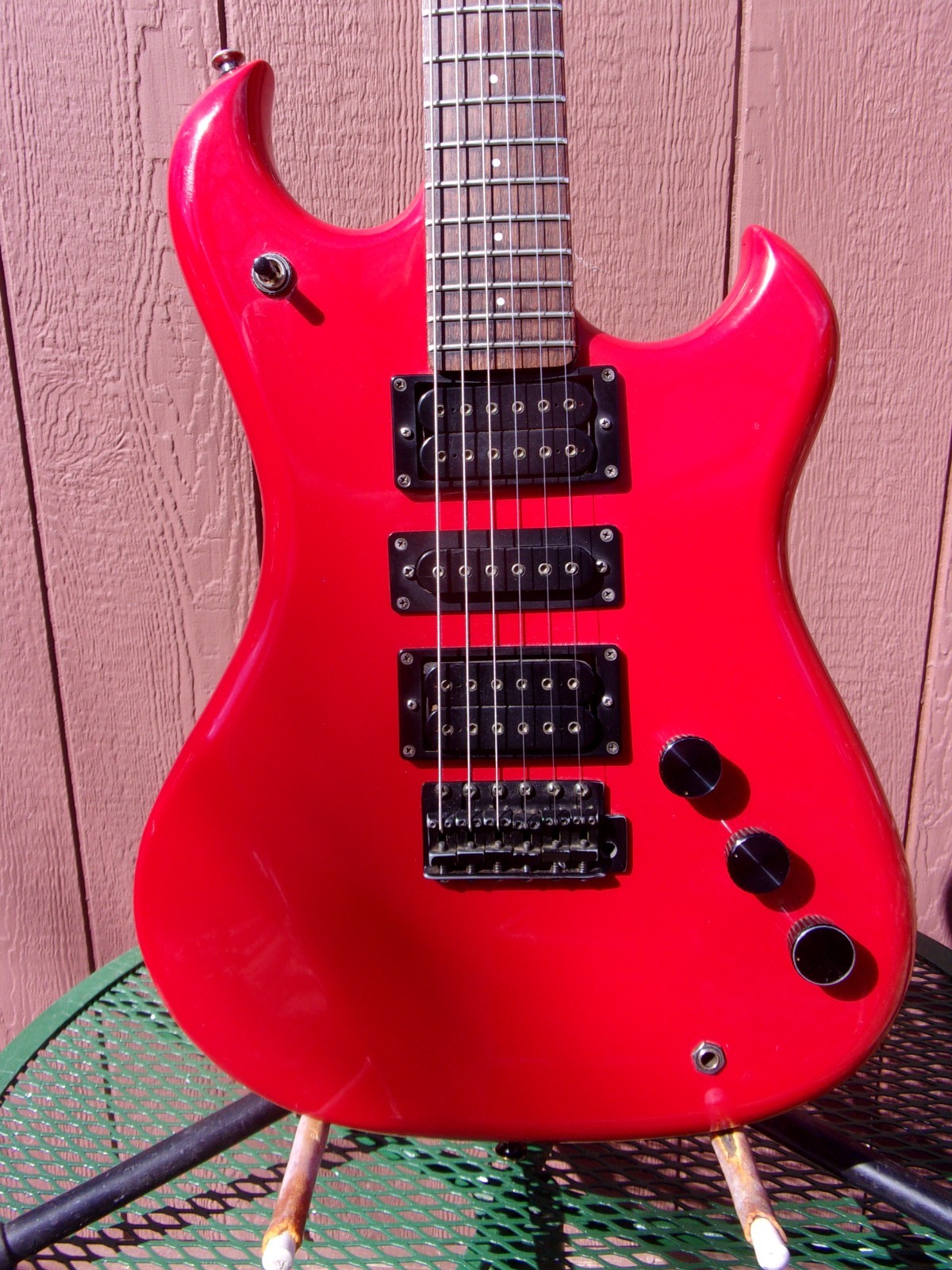 Electra Westone X185, 1984, red & black, missing arm…..