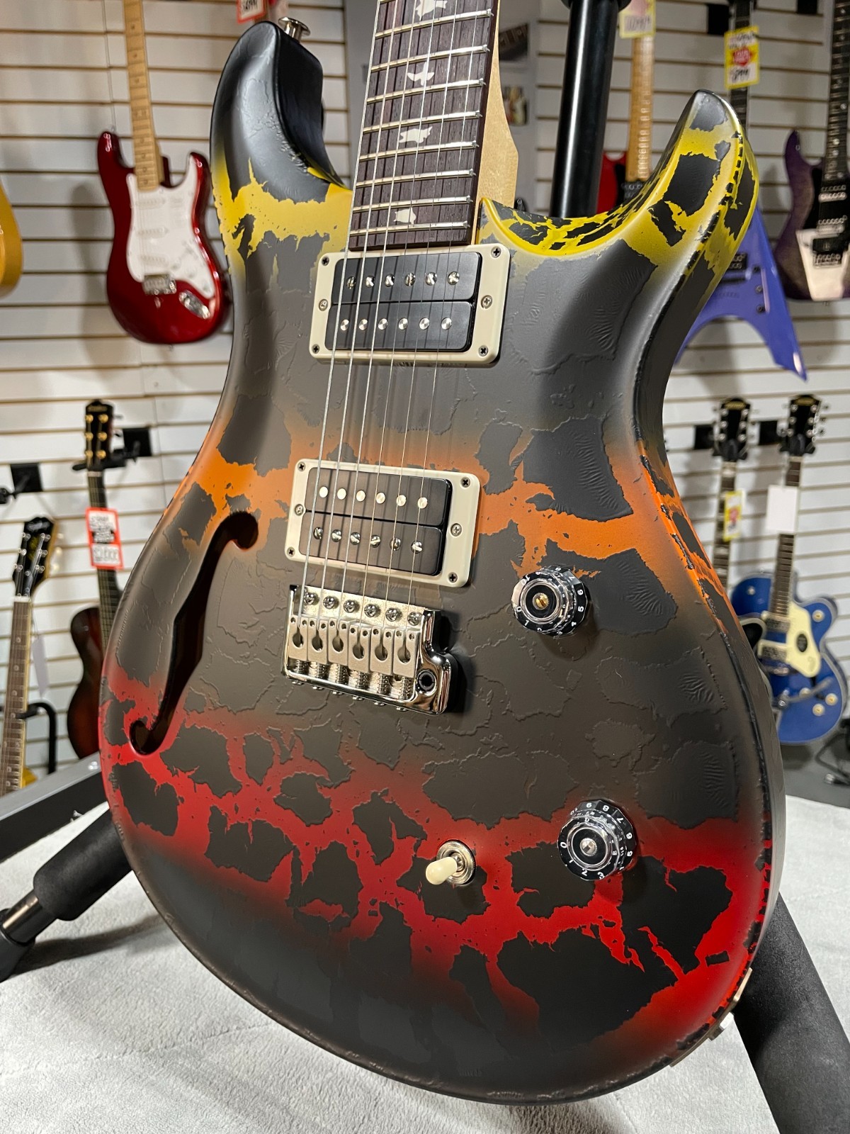 PRS CE 24 Semi Hollow 2025 – Sprayers Choice w/ Gig Bag & PLEK*D #398