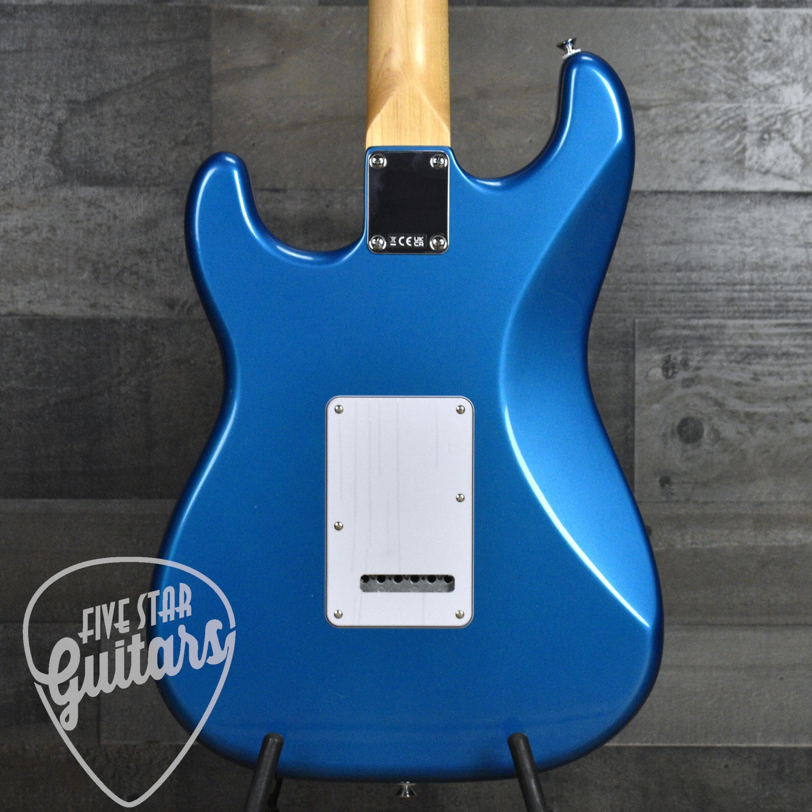 Fender Standard Stratocaster – Aqua Marine Metallic
