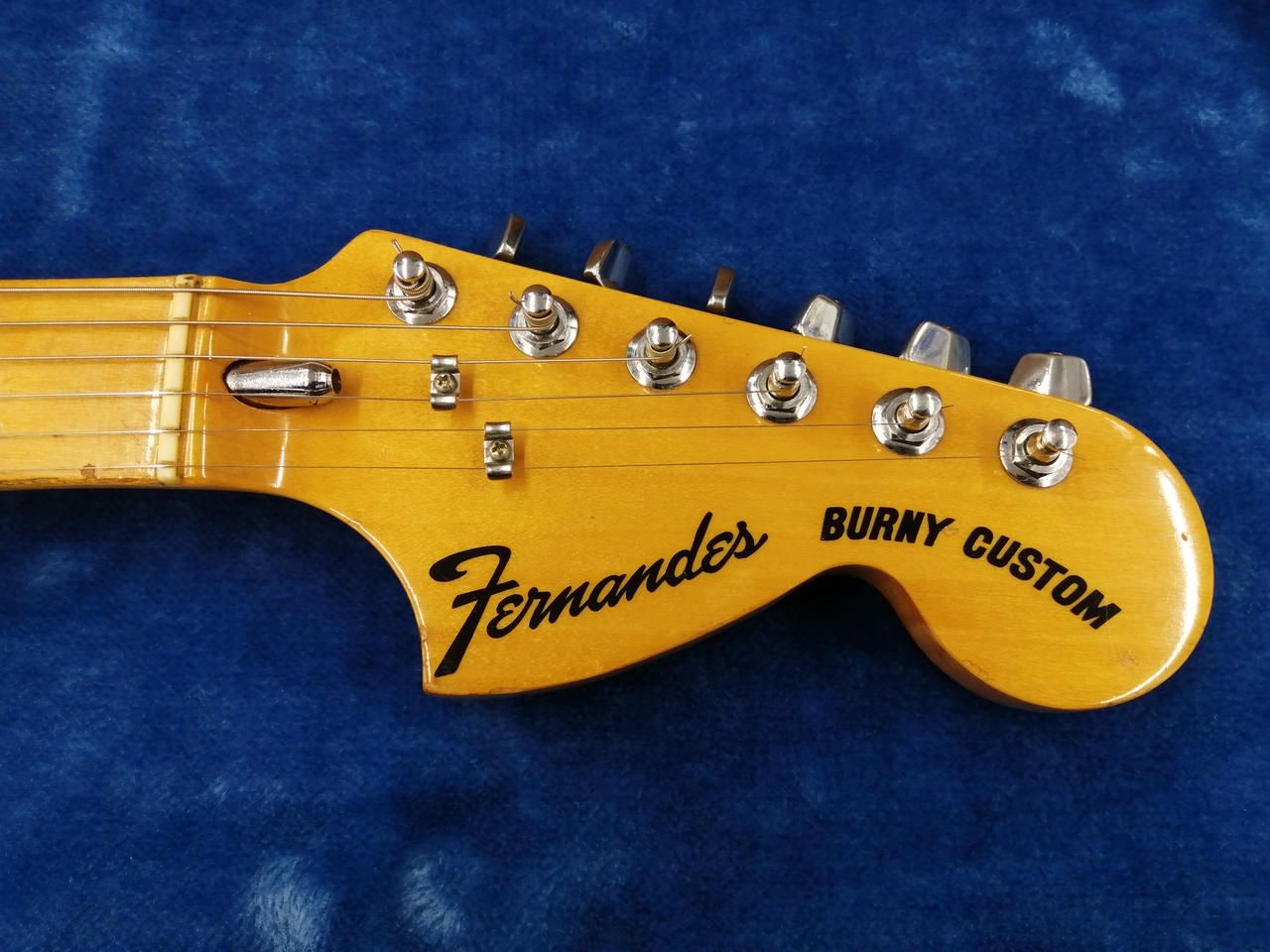 Fernandes Stratocaster Type BUNNY CUSTOM FST SERIES Used