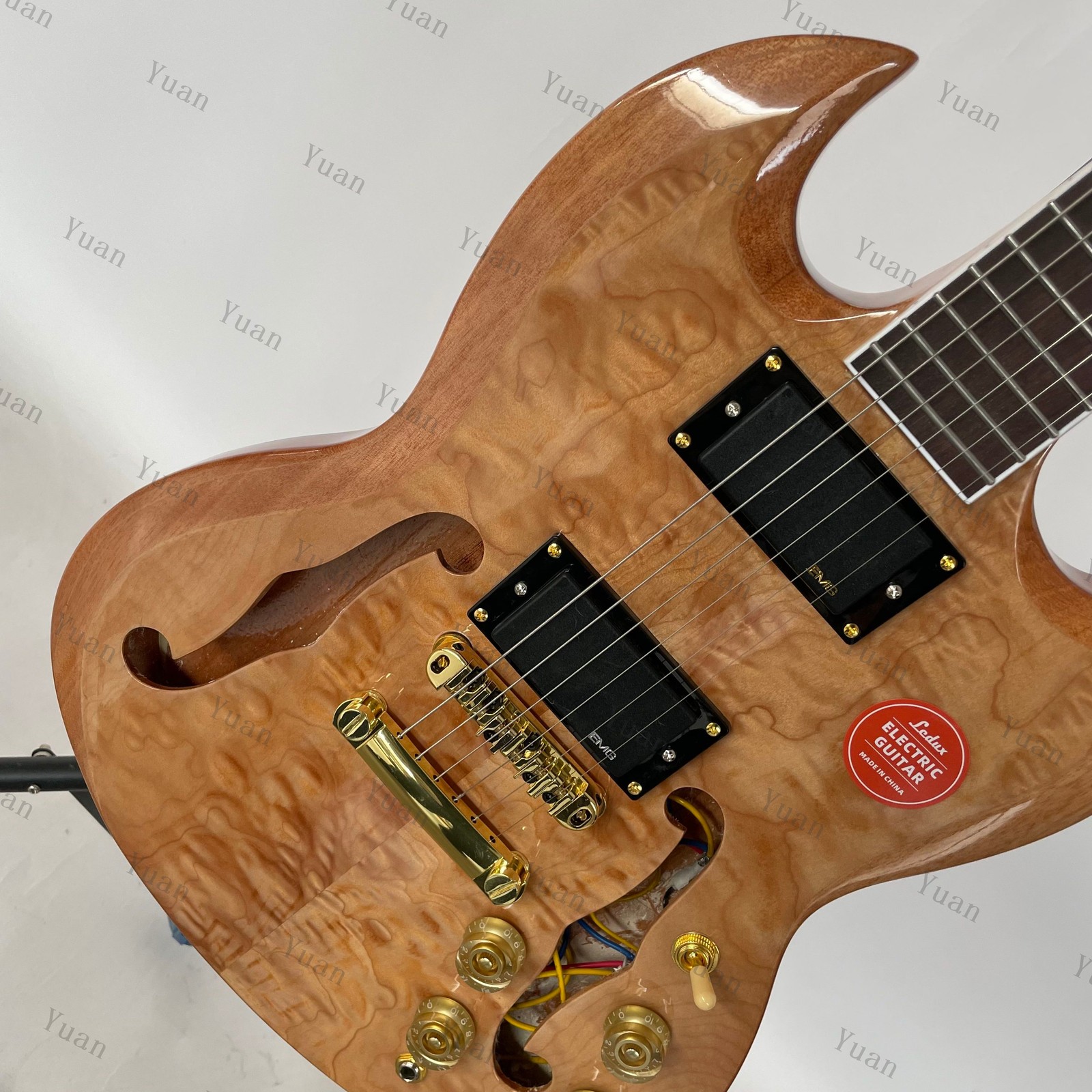 Semi-HollowBody Electric Guitar Quilted Maple Top veneer Gold part fast Bone Nut