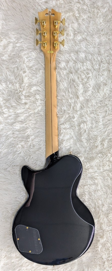 D’Angelico DADATLSBK2GS Deluxe Atlantic Solid Black RH Solidbody Electric Guitar