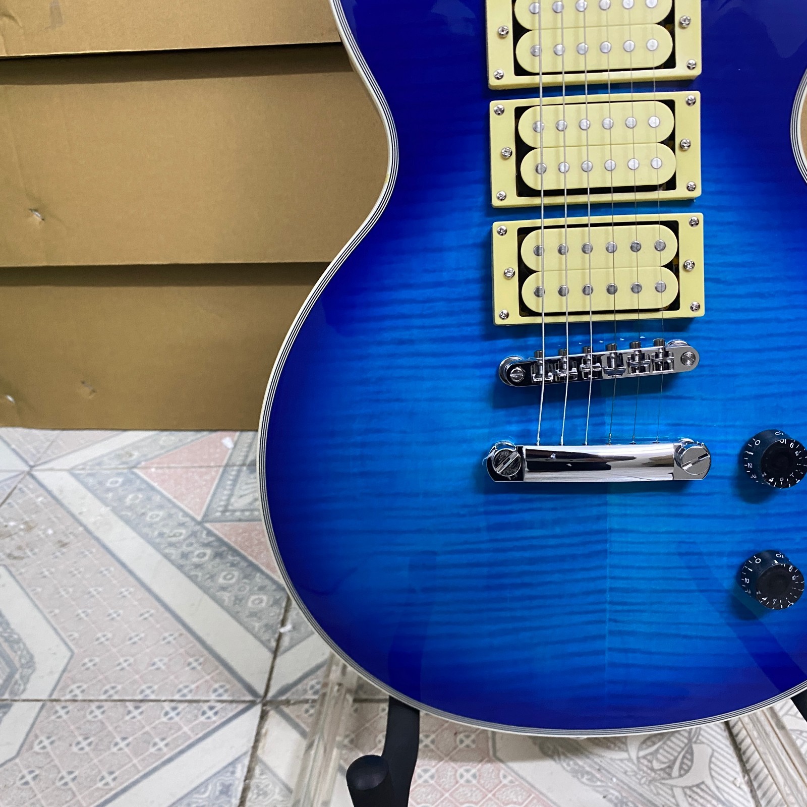 Custom 3H pickup Electric Guitar Blue Burst Flame Maple Top CLEARANCE PRICE