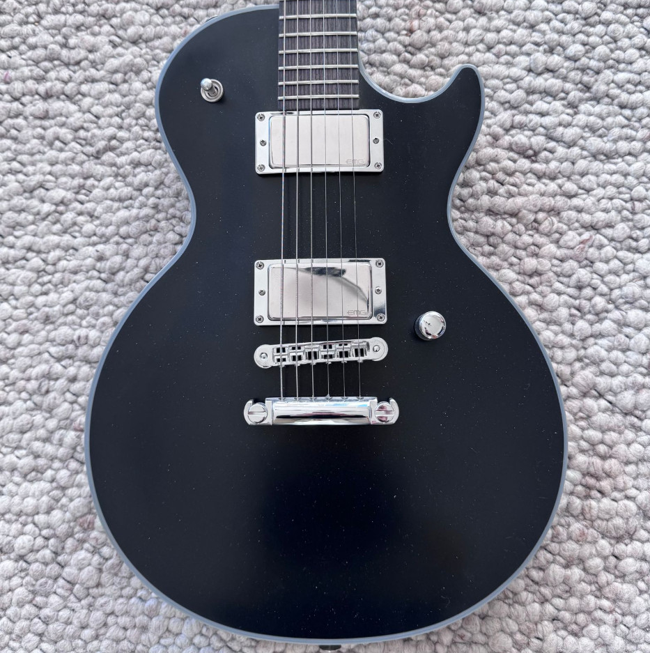 RARE 2012 Gibson Paul Landers Signature Les Paul Satin Ebony Near Mint Rammstein