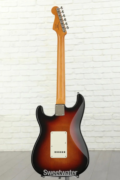 Squier Classic Vibe ’60s Stratocaster – 3-Color Sunburst