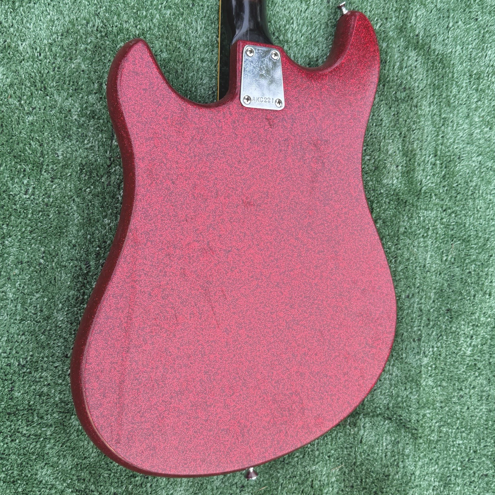 Vtg Norma Red Sparkle EG470 Electric Guitar Glitter Three Pickup Needs Truss Rod
