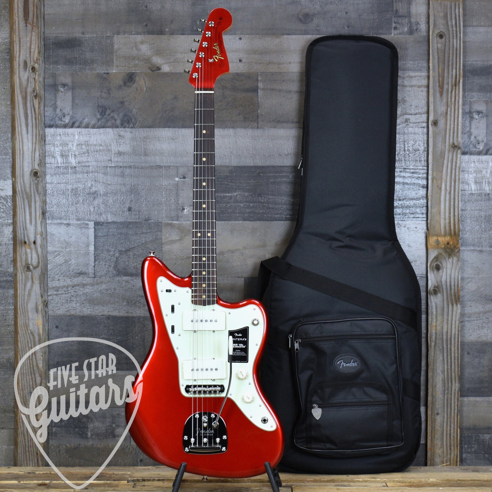 Fender Vintera III Mid 60s Jazzmaster – Candy Apple Red with Gigbag
