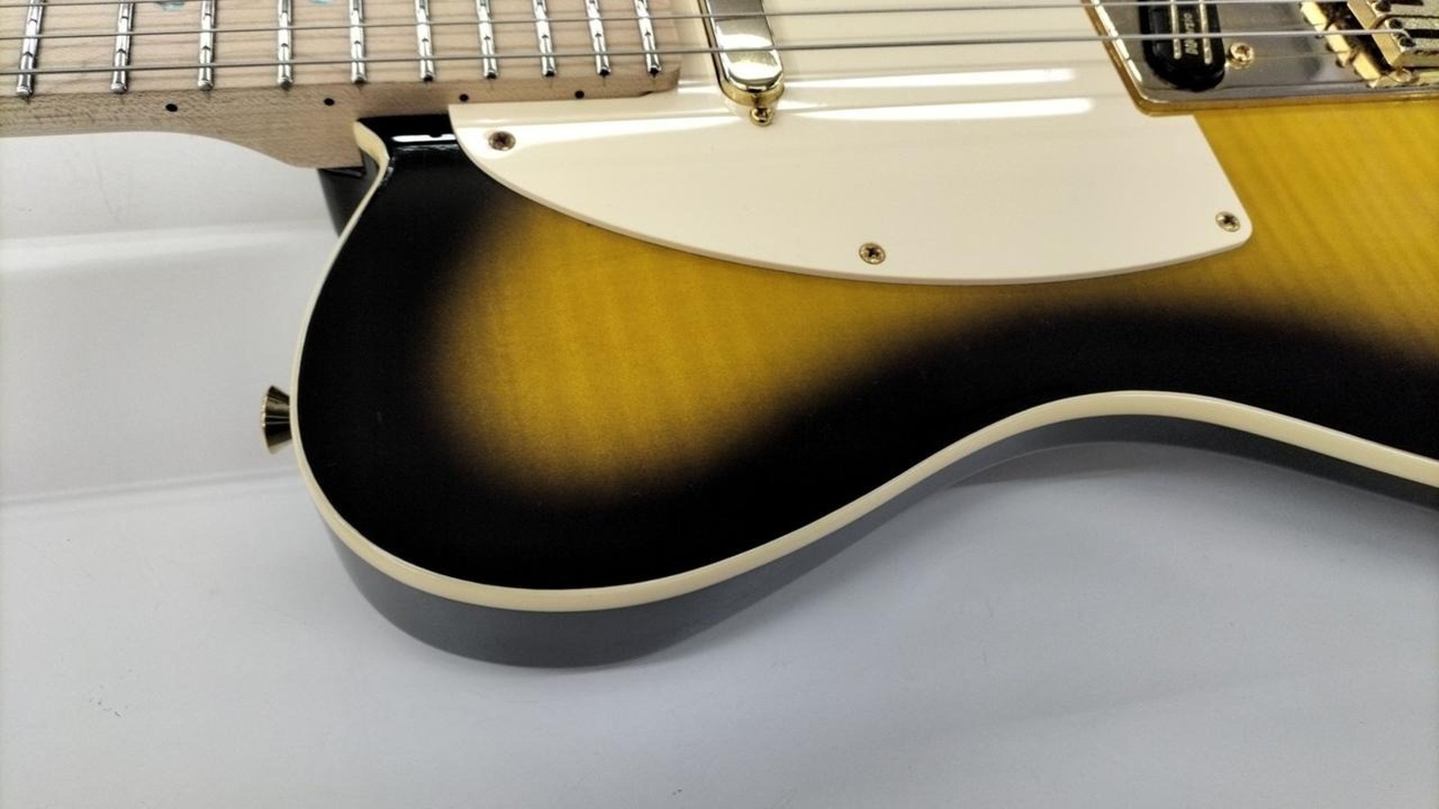 FENDER JAPAN RICHIE KOTZEN TELECASTER Used Ash body Maple fingerboard w/Softcase