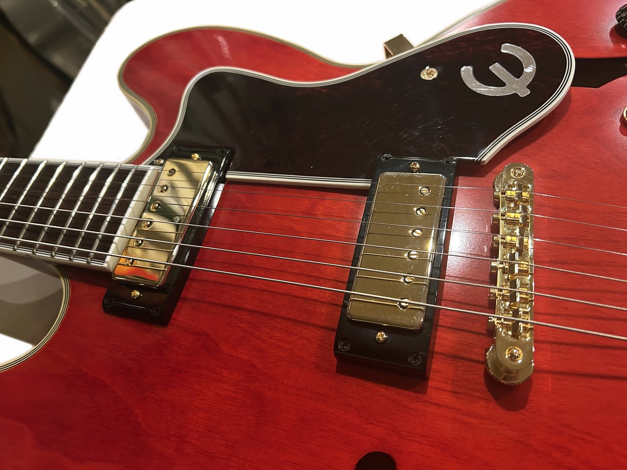 Epiphone Epiphone Masterbilt GEM Archer Sheraton Cherry RED Used Electric [AUTH]