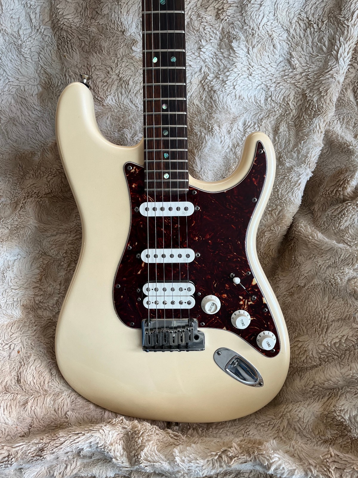 Fender American Deluxe Stratocaster HSS 2008 with the S-1 Switching System