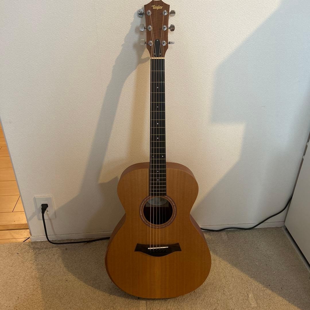 Taylor acoustic guitar academy12
