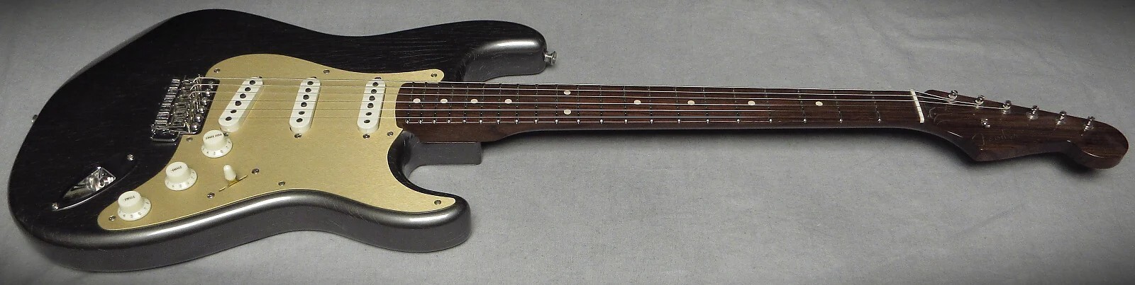 Fender Custom Shop Ltd Ed. ’57 Stratocaster RW Neck Dlx CC 2025 Aged Pewter