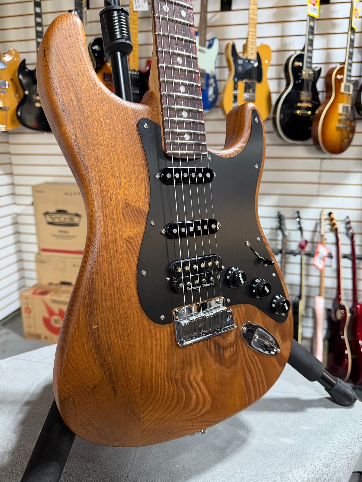 Fender Limited Edition AM Ultra II Strat HSS 2026 – Rosewood + FREE Plek #230