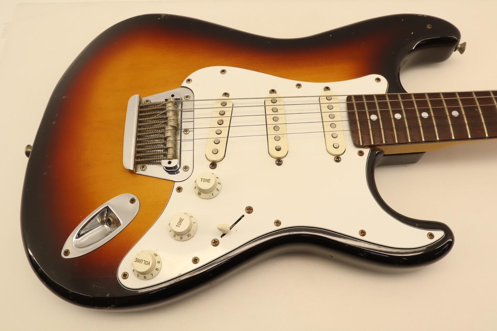 1996 – 1997 Fender Stratocaster XII 12 String Electric Guitar