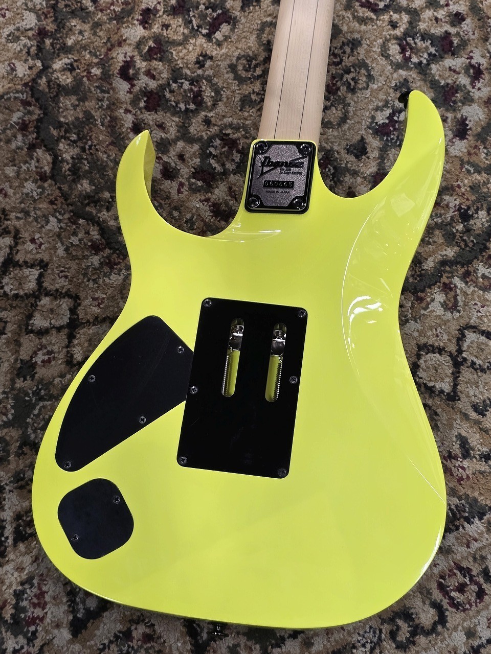 Ibanez / Made In Japan Genesis Collection RG565R – DY (Desert Sun Yellow)