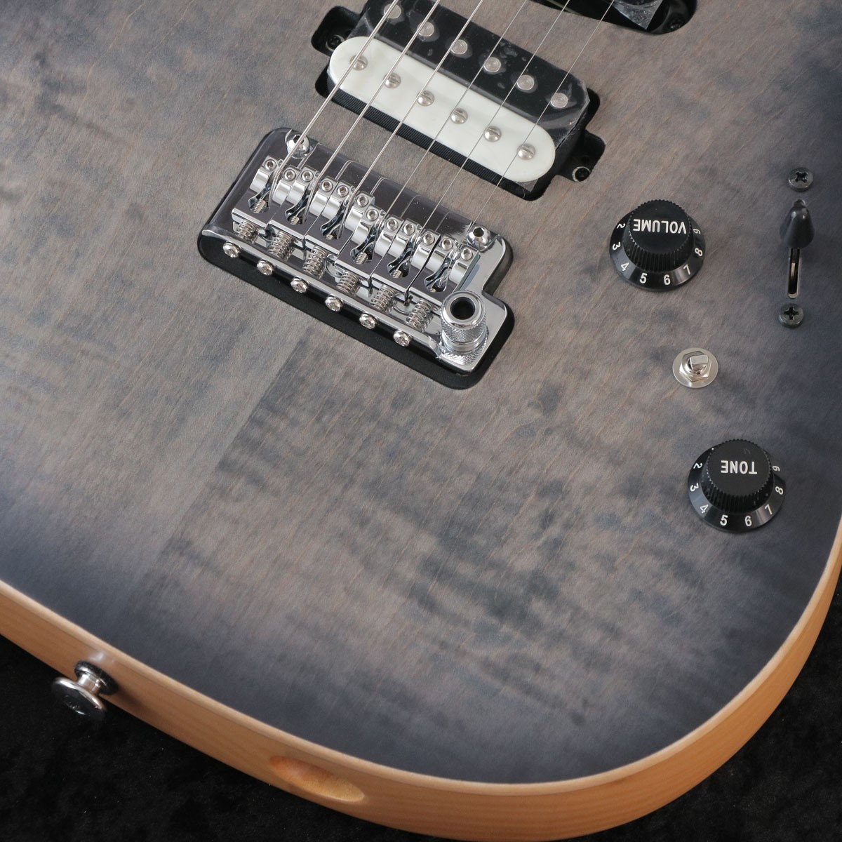 Ibanez / Prestige Tom Quayle Model TQM2-CUF (Charcoal Black Burst Flat) F2431699