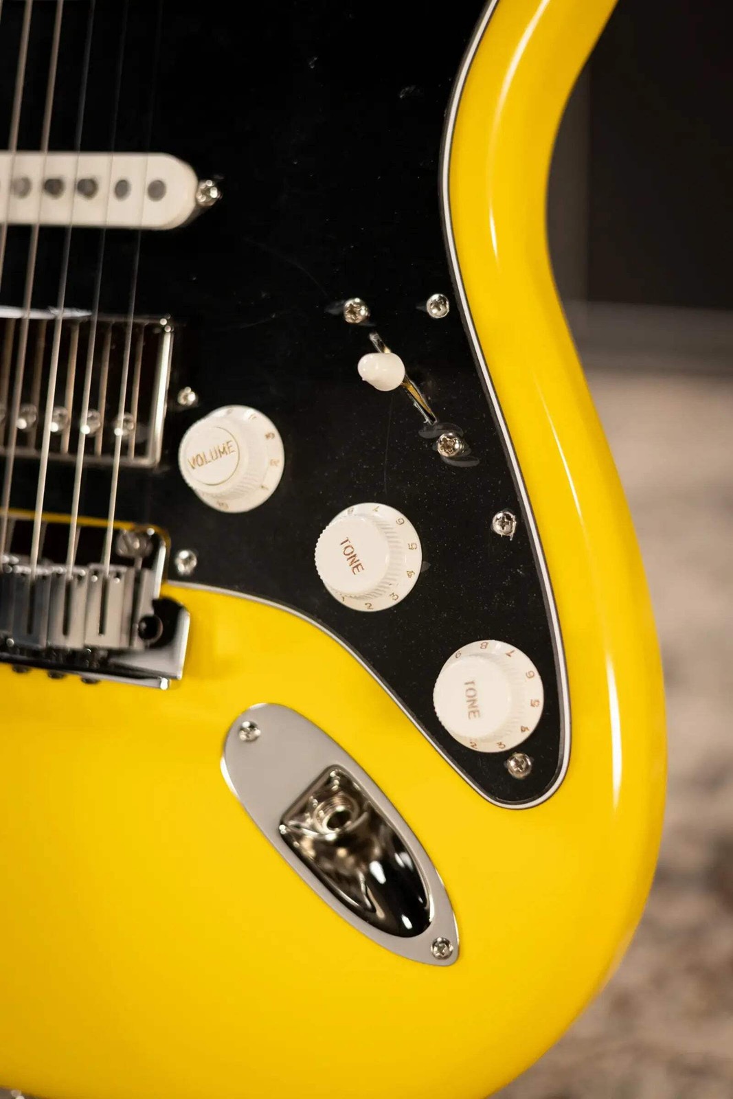 Fender Limited Edition American Ultra II HSS Stratocaster Electric Guitar – Graf