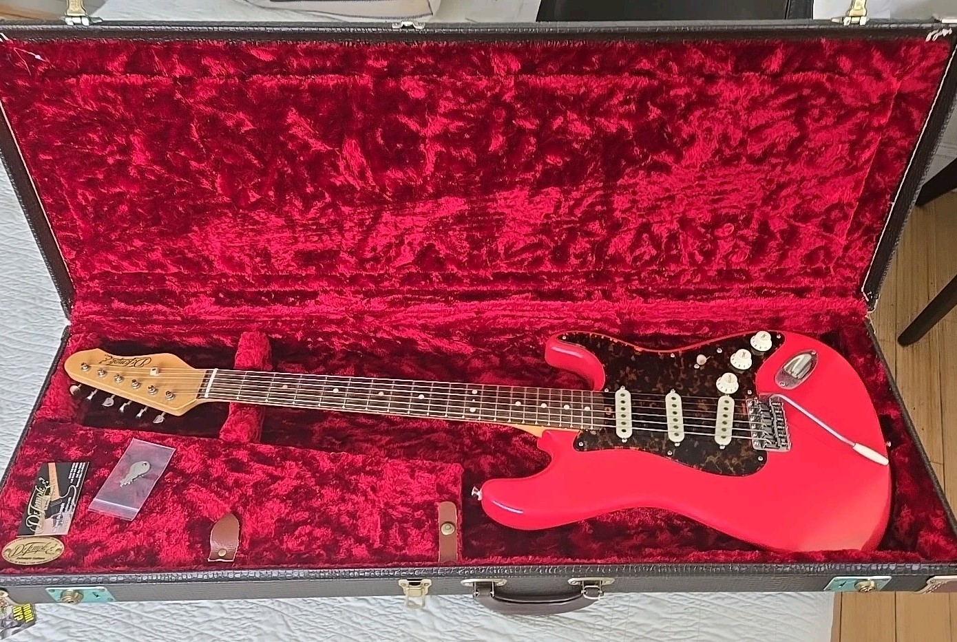 DeTemple Spirit Series ’56 Stratocaster Electric Guitar 2011 Fiesta Red W/ Case