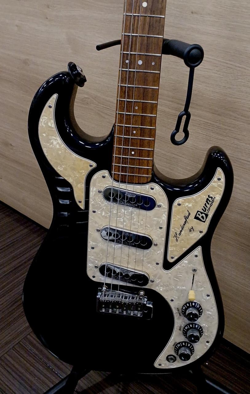 [BURNS] MARQUEE PRO Used Alder body Maple neck Rosewood fingerboard Hard case