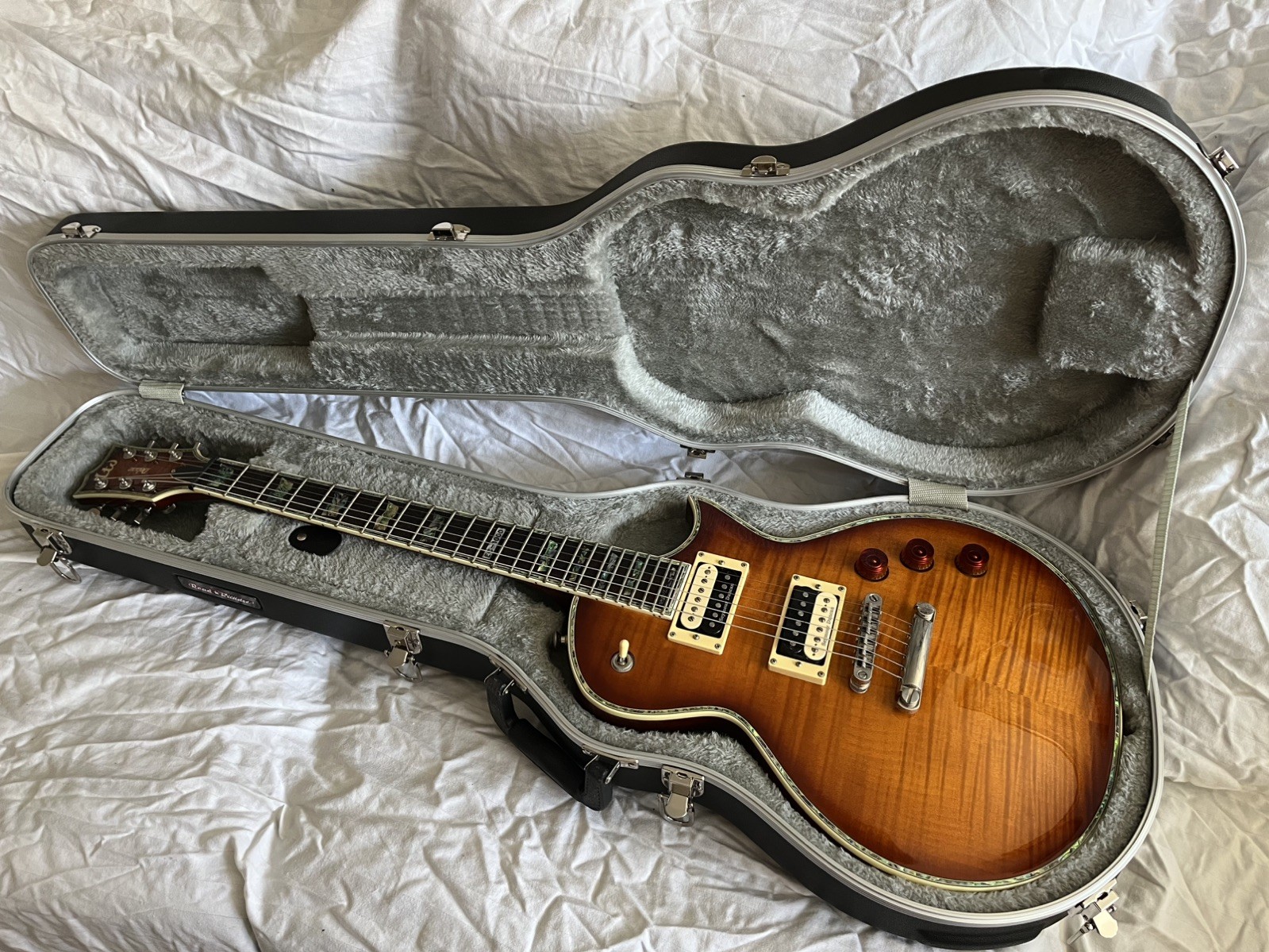ESP LTD EC-1000 Deluxe Amber Sunburst Flame Seymour Duncans, Hard Case