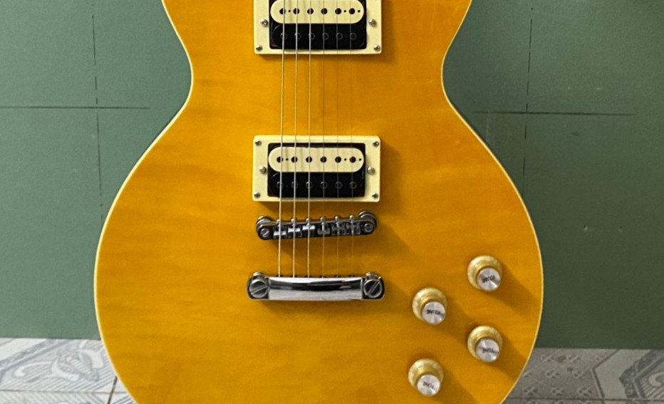 Solid Mahogany Electric Guitar Gloss Lemon Burst Flame Maple Top Zebra pickup