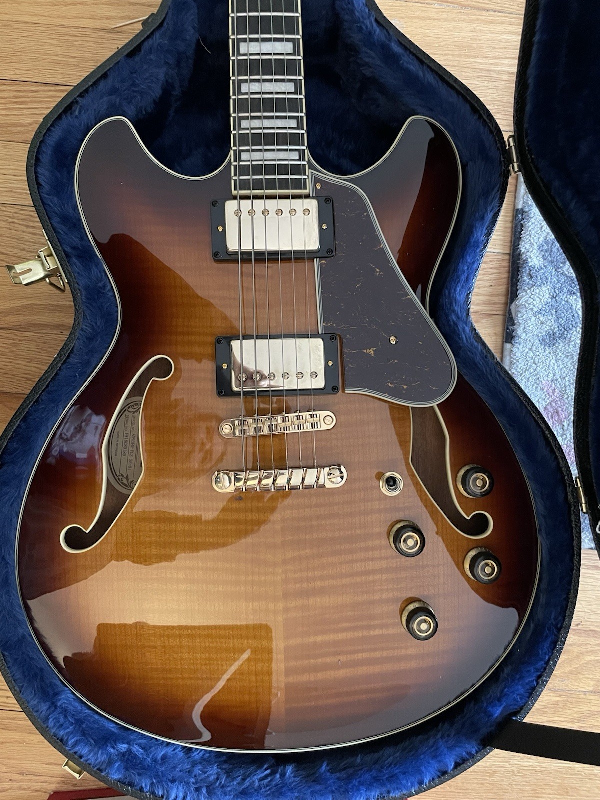 IBANEZ AS93-VLS Violin Sunburst, Maple body, Mahogany neck , hard case, upgrades