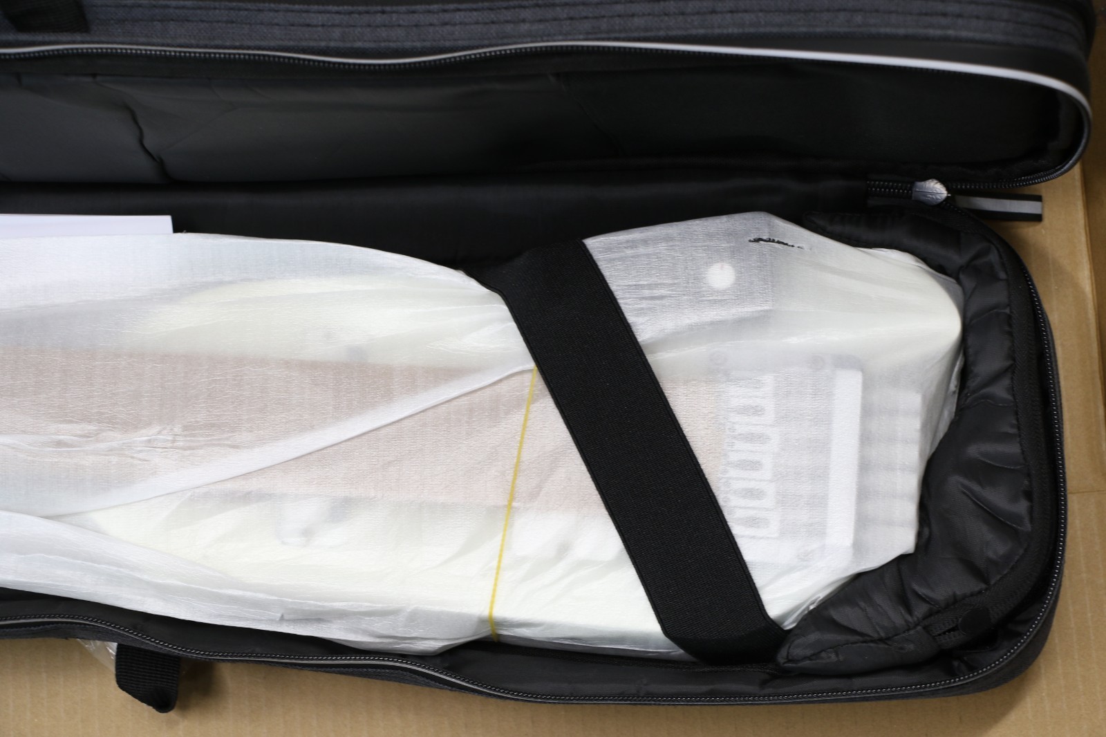 Donner HUSH X PRO Electric Guitar W/ Box – White