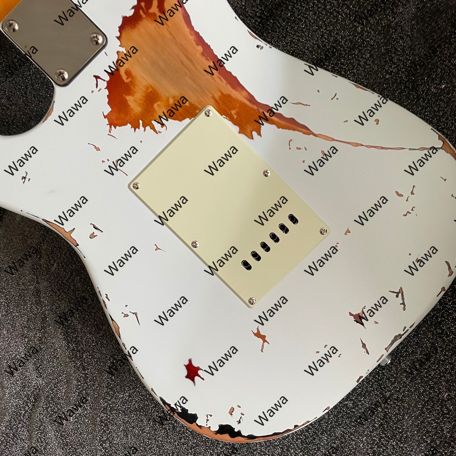 High Quality Vintage Sunburst Strat Guitar SSS Piockups Single Coils Tremolo
