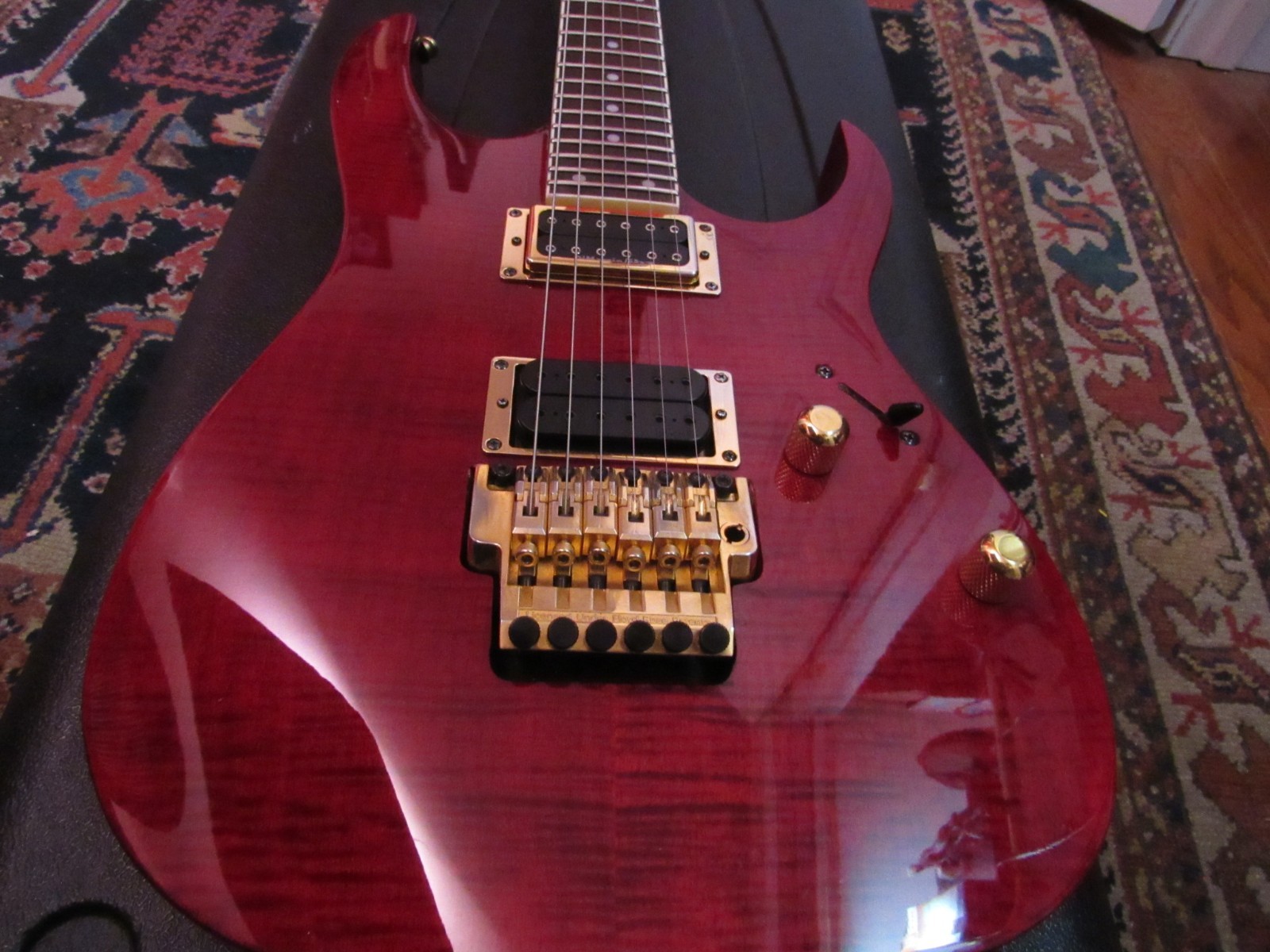 Ibanez RGT42-D RG Series Neck Through Deep Red stain, flame top, Prestige case