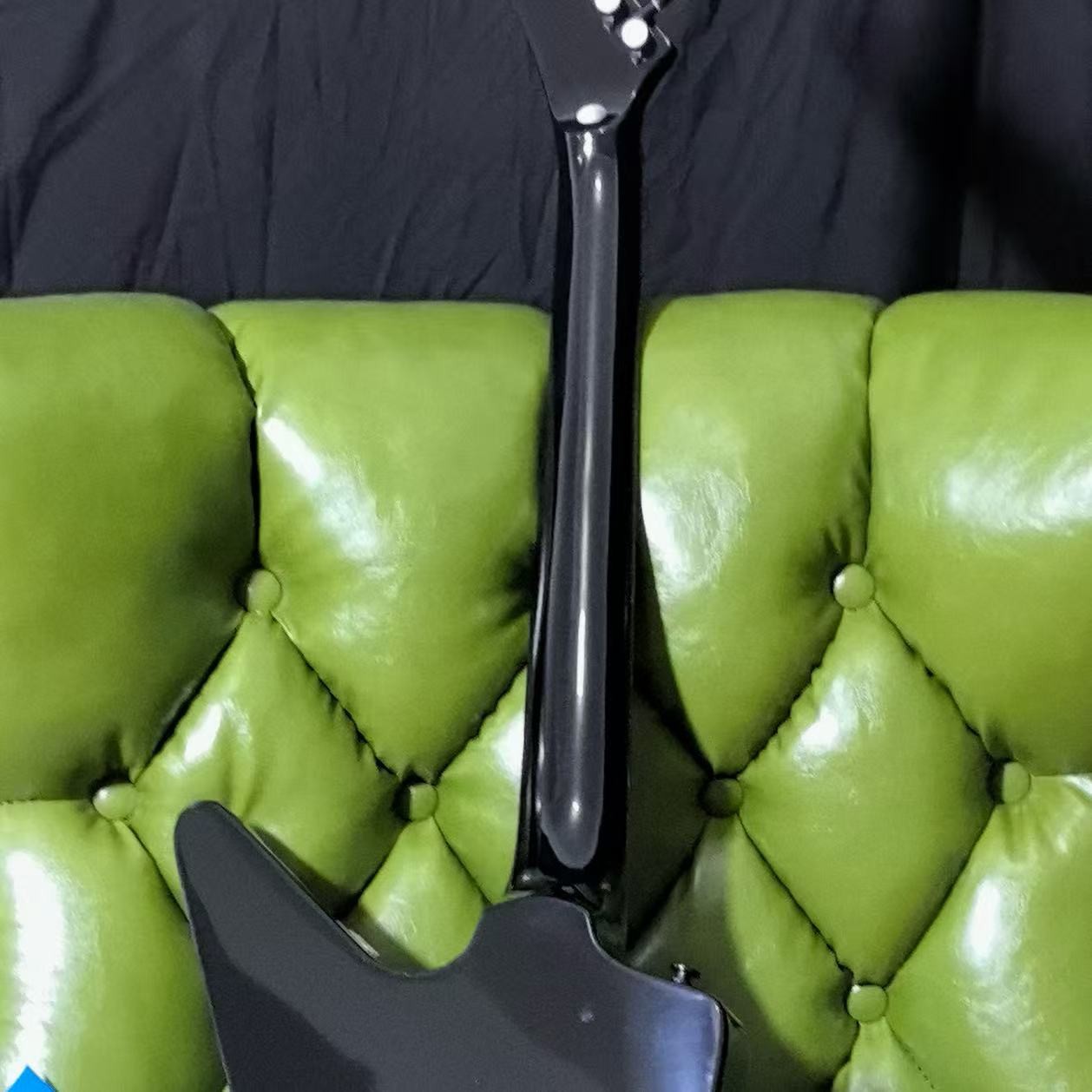 V Shape Solid Electric Guitar H-H Pickups Black Gloss Finish Black HW Classic