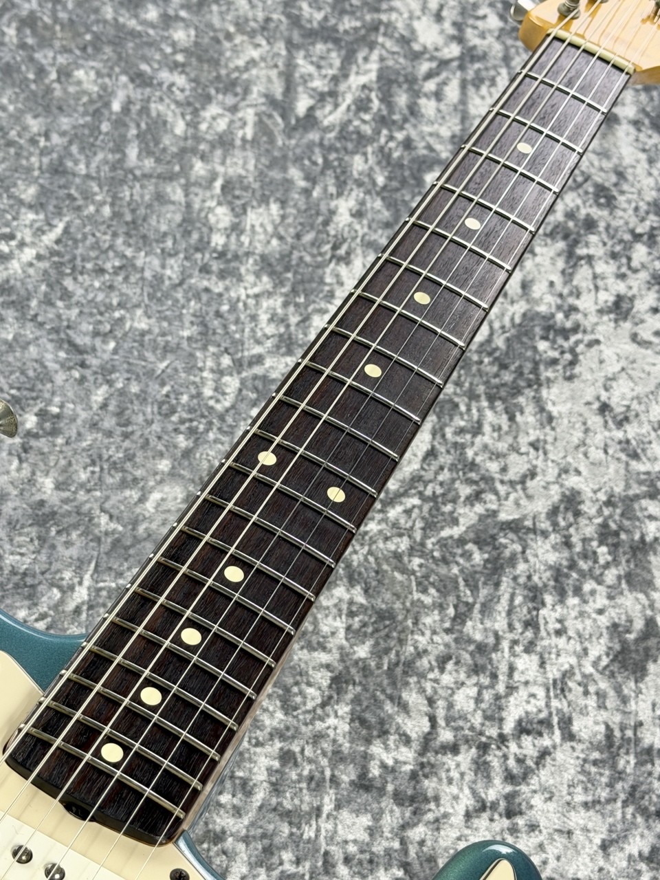 Fender American Vintage 1962 Stratocaster Thin Lacquer Lake Placid Blue [AUTH]
