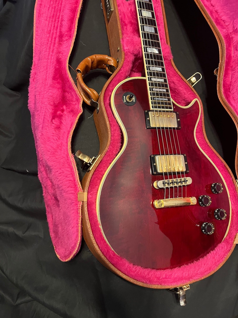 1982 Vintage Gibson Les Paul Custom Guitar in Wine Red W/Case-Excellent!