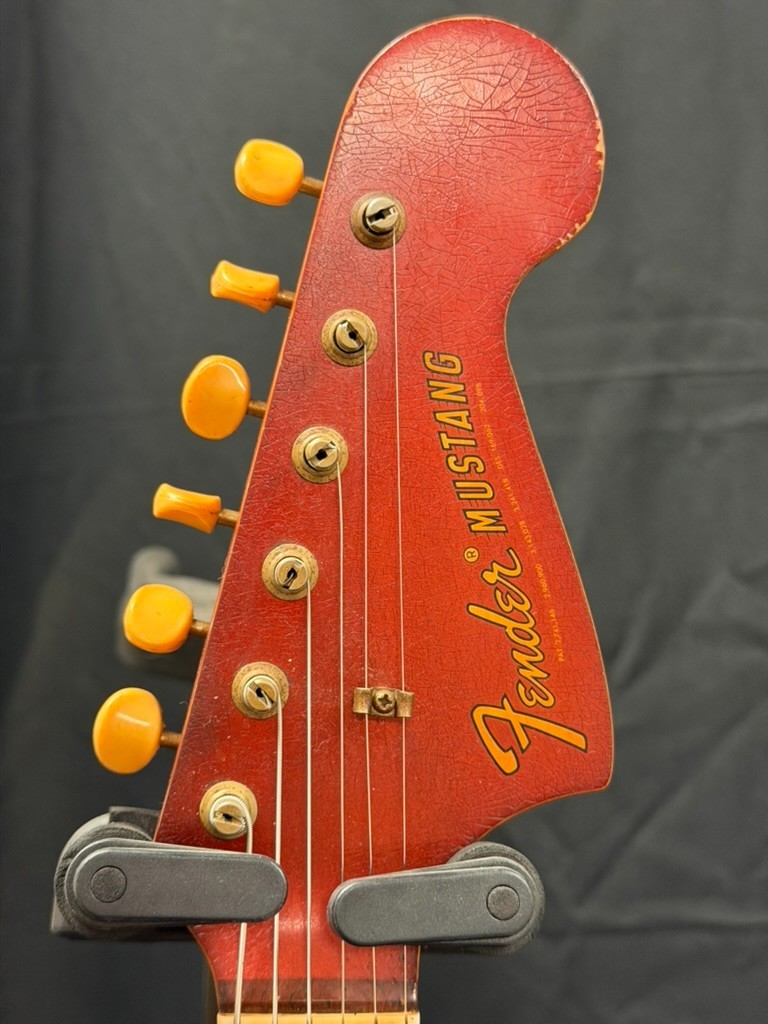 Fender 1968 Mustang Competition Red Matching Head