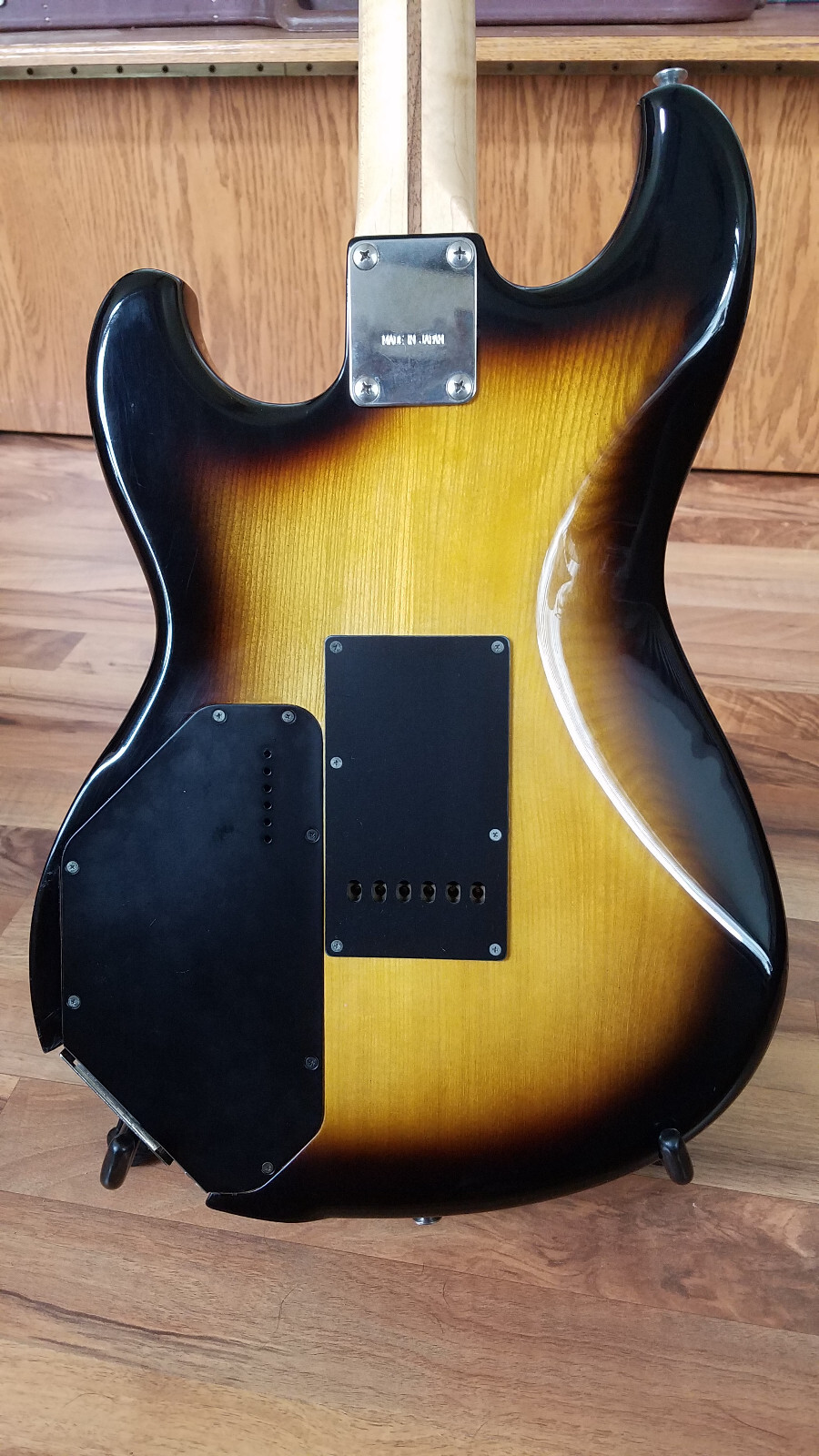 Roland G-505 Guitar Synthesizer Controller